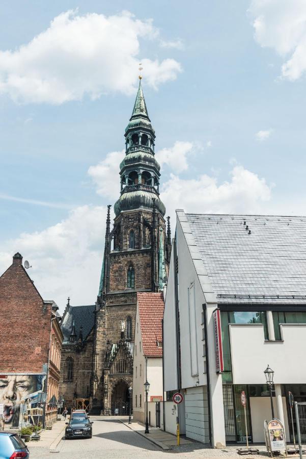 Apartmenthaus Am Dom Junior Suite Mit Parkplatz Zwickau Exterior foto